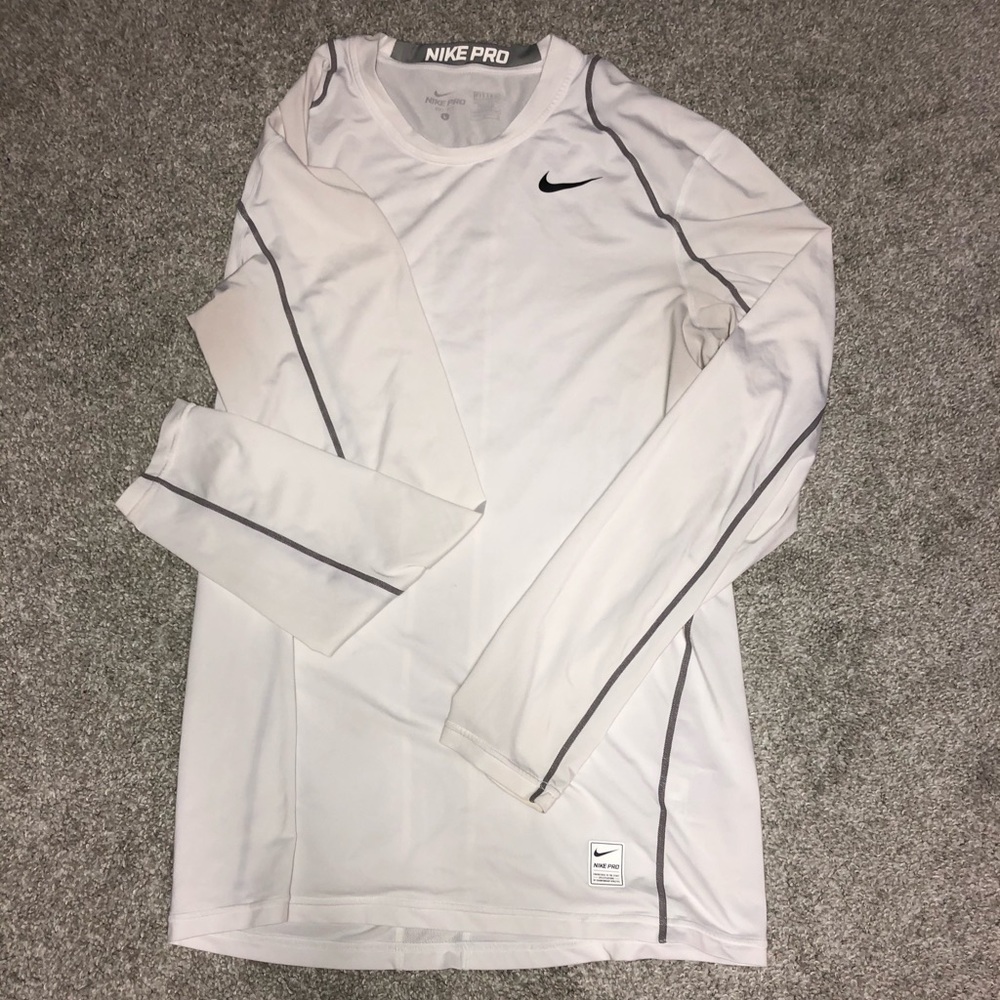 NIKE Pro Long Sleeve Shirt
